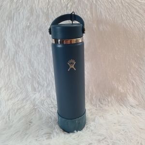 New with Tag; Hydro flask 24oz wide mouth with Flex Cap and Boot included